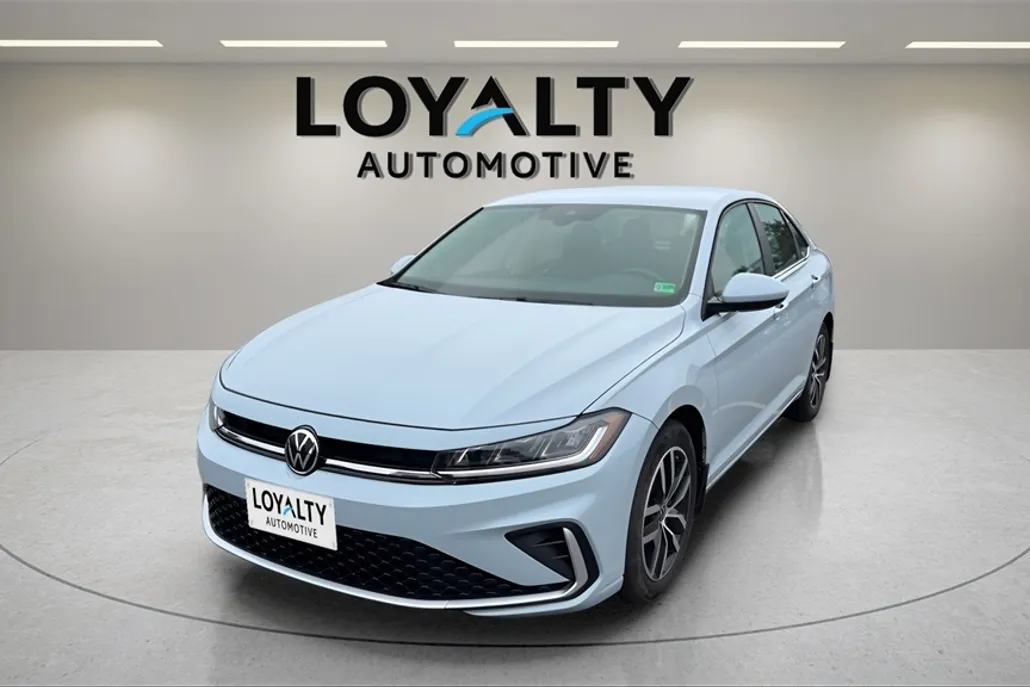 2025 Volkswagen Jetta 1.5T SE photo 1