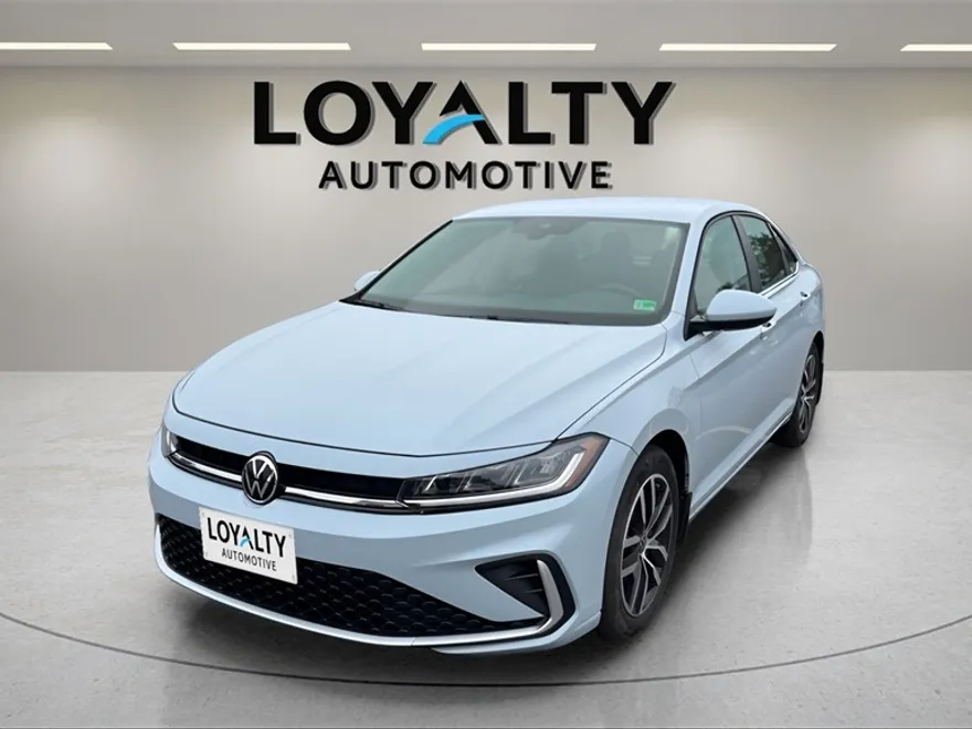 2025 Volkswagen Jetta 1.5T SE photo 1