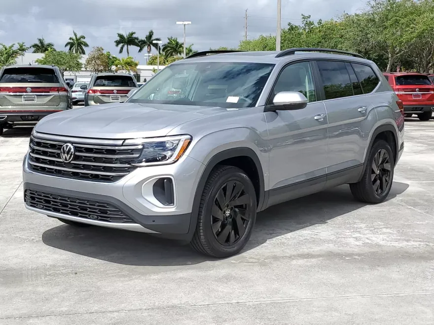 2025 Volkswagen Atlas SE Technology photo 1