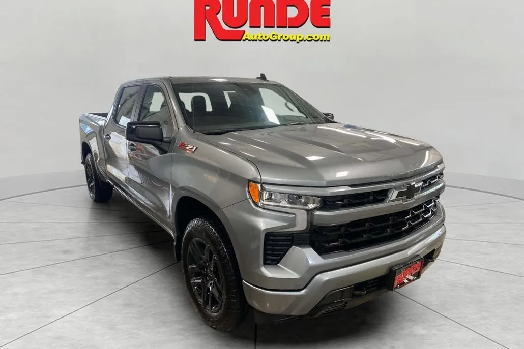 2026 Chevrolet Silverado 1500 RST photo 1