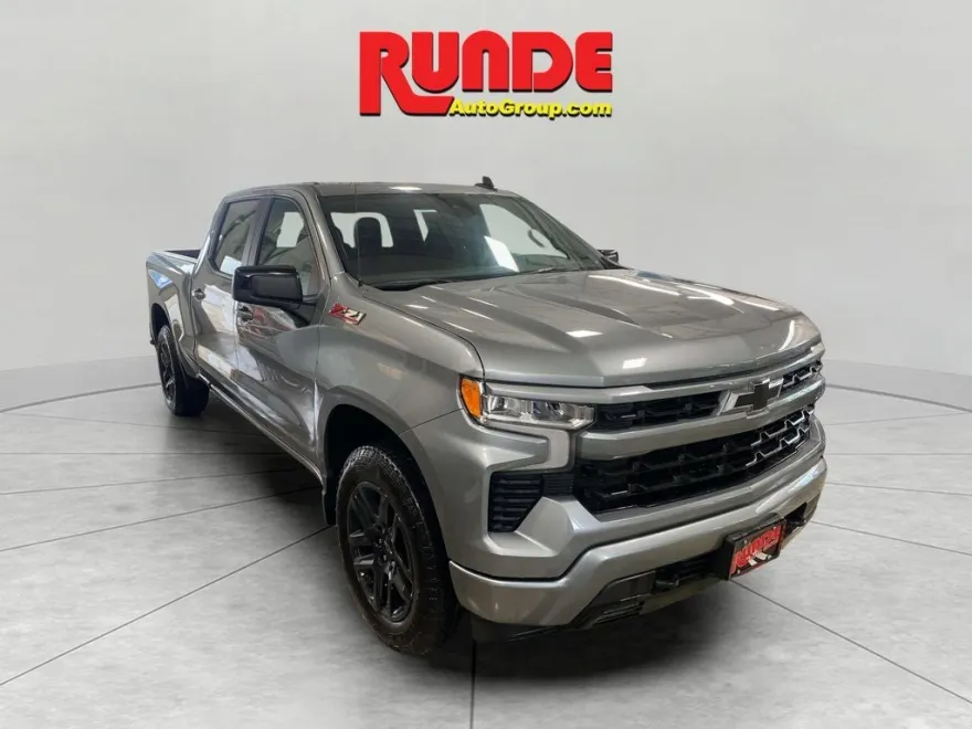 2026 Chevrolet Silverado 1500 RST photo 1