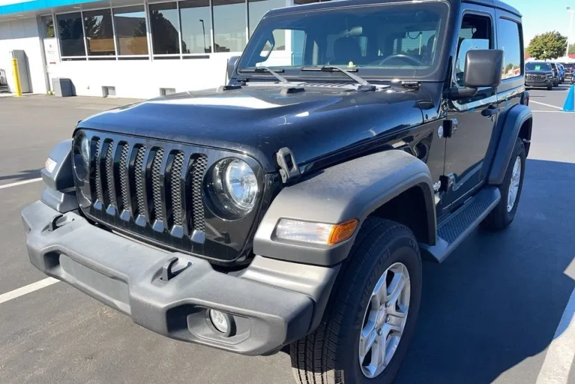 2020 Jeep Wrangler Sport S photo 1