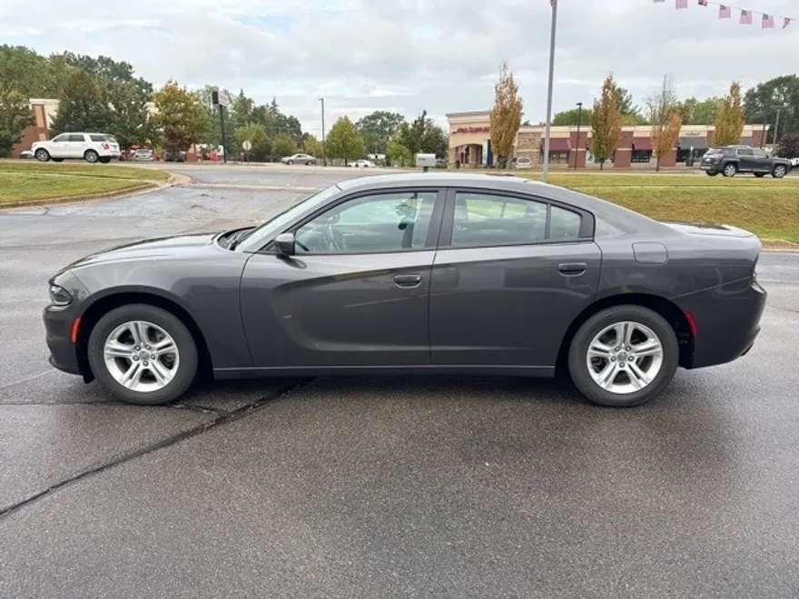 2022 Dodge Charger SXT photo 1