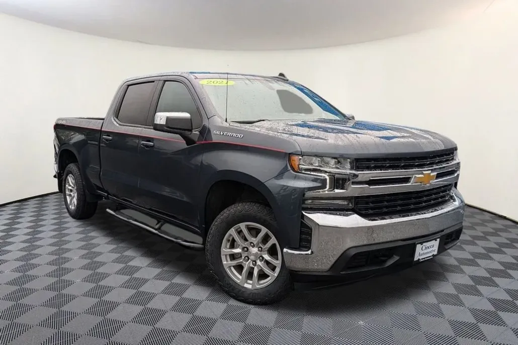 2021 Chevrolet Silverado 1500 LT photo 1