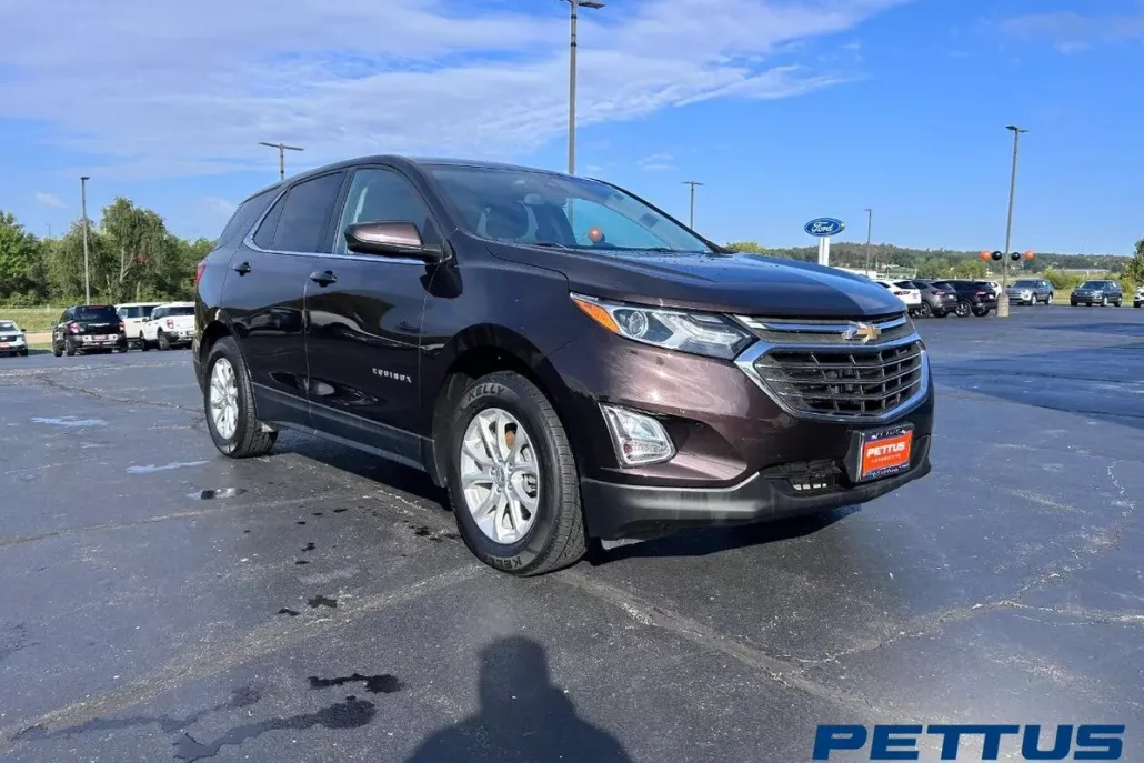 2020 Chevrolet Equinox LT photo 1