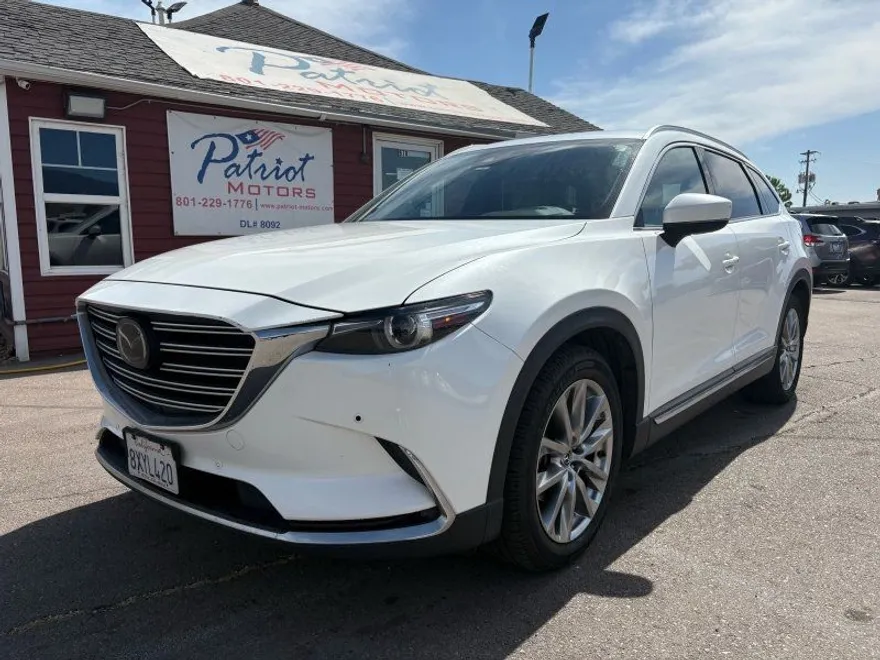 2018 Mazda CX-9 Grand Touring photo 1