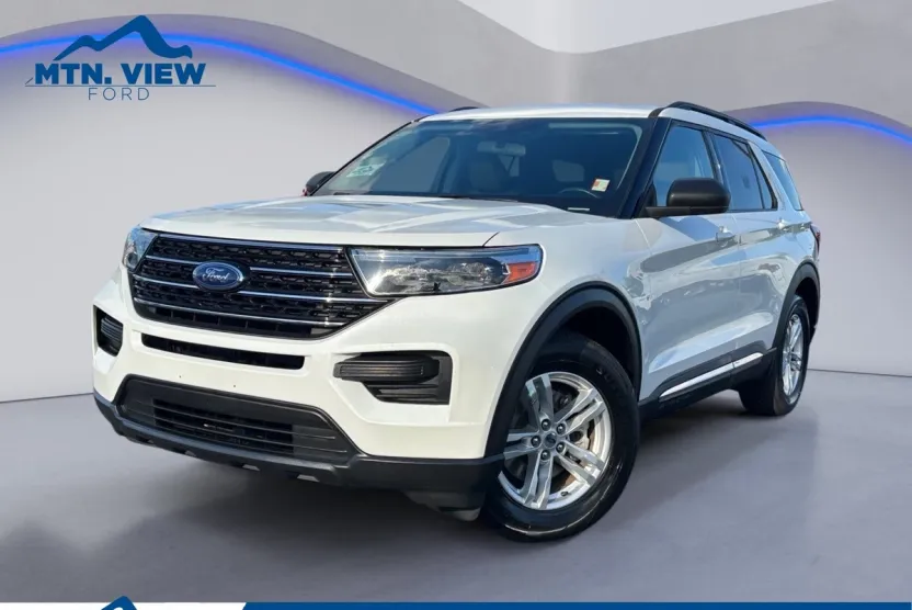 2020 Ford Explorer XLT photo 1