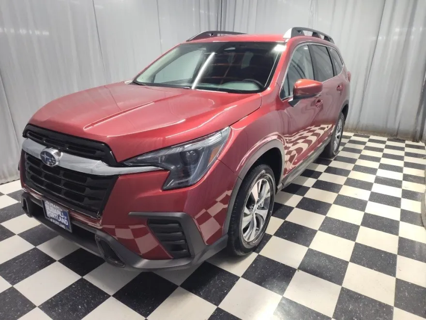 2025 Subaru Ascent Premium photo 1