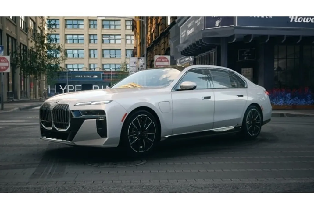 2025 Bmw 750e 750e xDrive photo 1