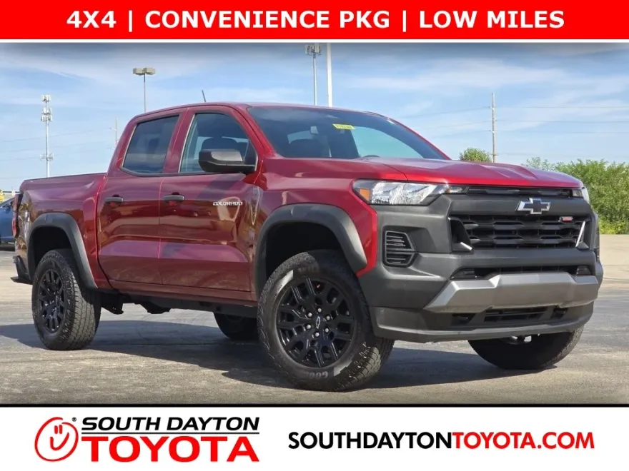 2023 Chevrolet Colorado Trail Boss photo 1