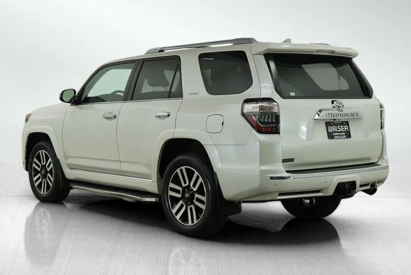 2020 Toyota 4Runner Limited photo 1