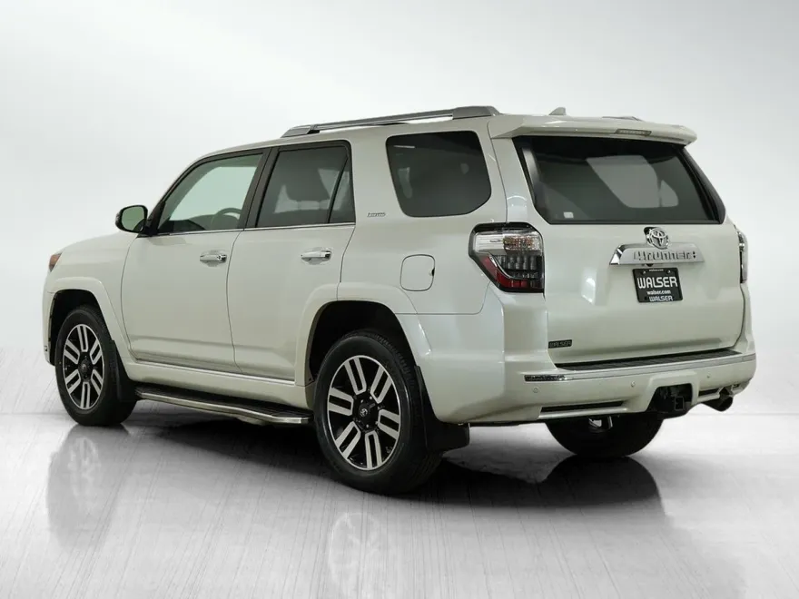2020 Toyota 4Runner Limited photo 1