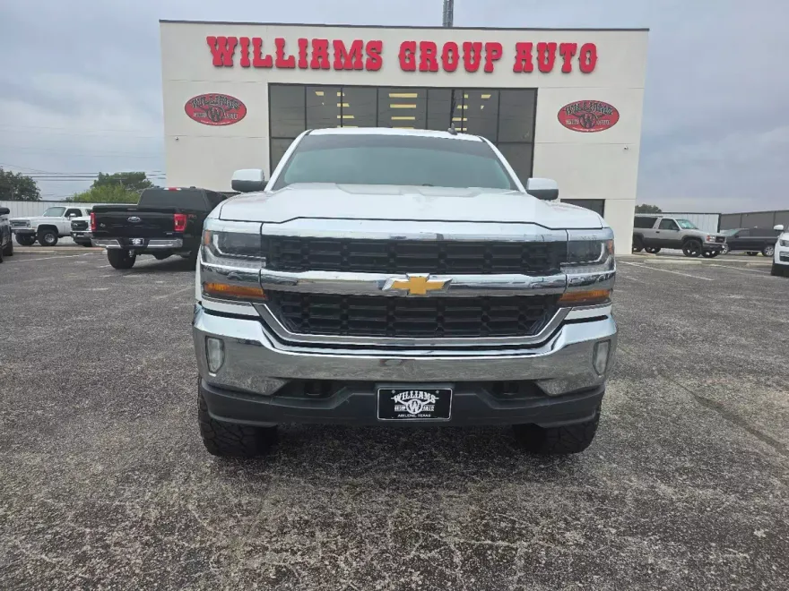 2017 Chevrolet Silverado 1500 photo 1