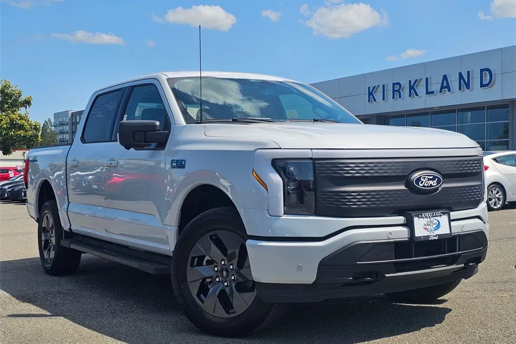2025 Ford F-150 Lightning photo 1