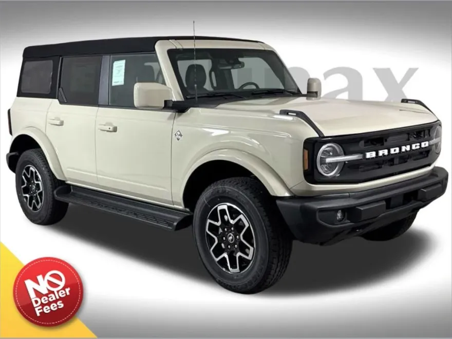 2025 Ford Bronco Outer Banks photo 1