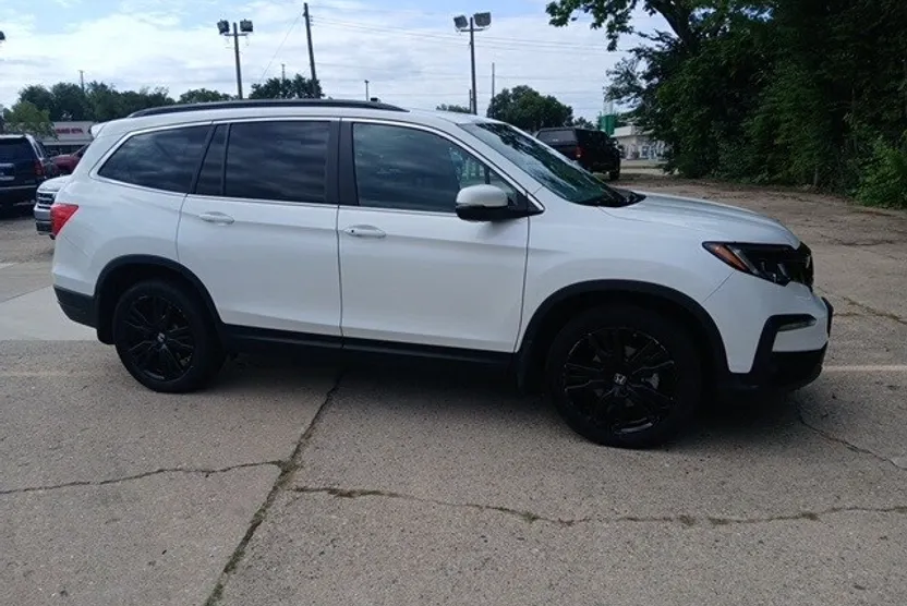 2021 Honda Pilot Special Edition photo 1