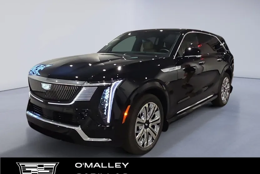 2025 Cadillac Escalade IQ Luxury photo 1