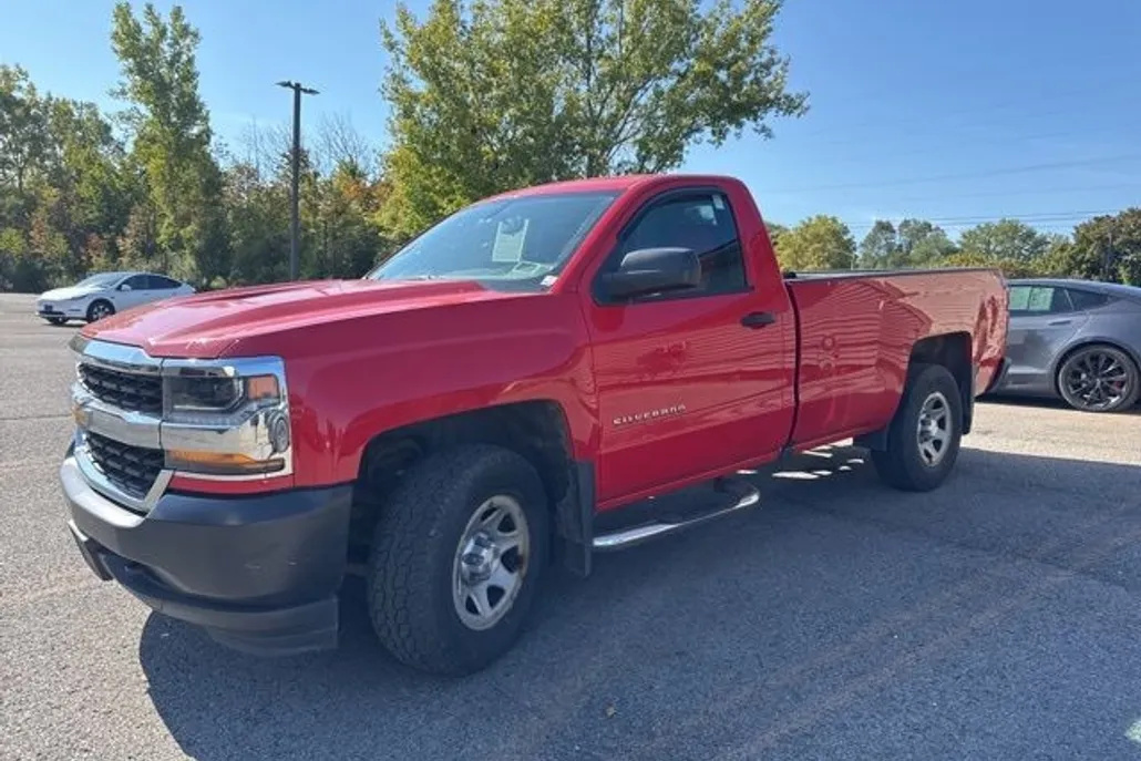 2017 Chevrolet Silverado 1500 photo 1