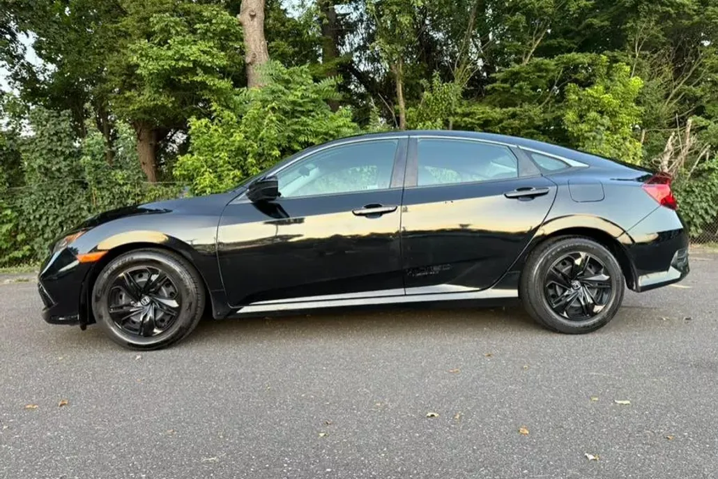 2021 Honda Civic LX photo 1