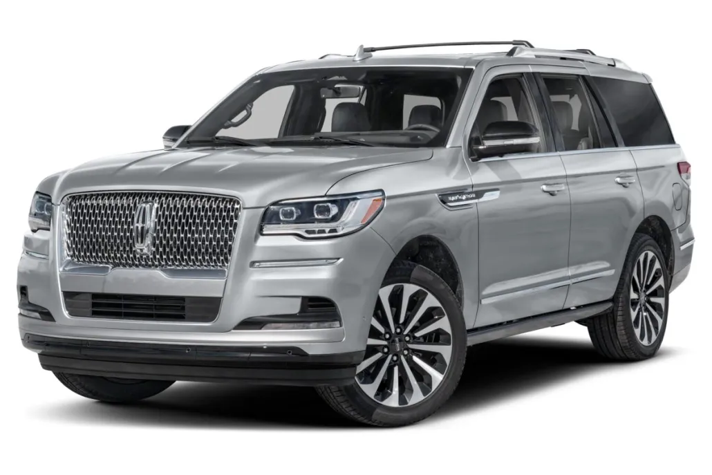 2023 Lincoln Navigator Standard photo 1