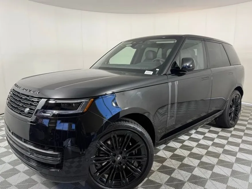 2025 Land Rover Range Rover SE photo 1
