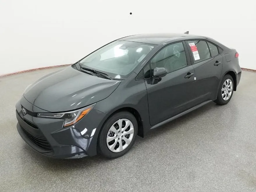 2026 Toyota Corolla LE photo 1