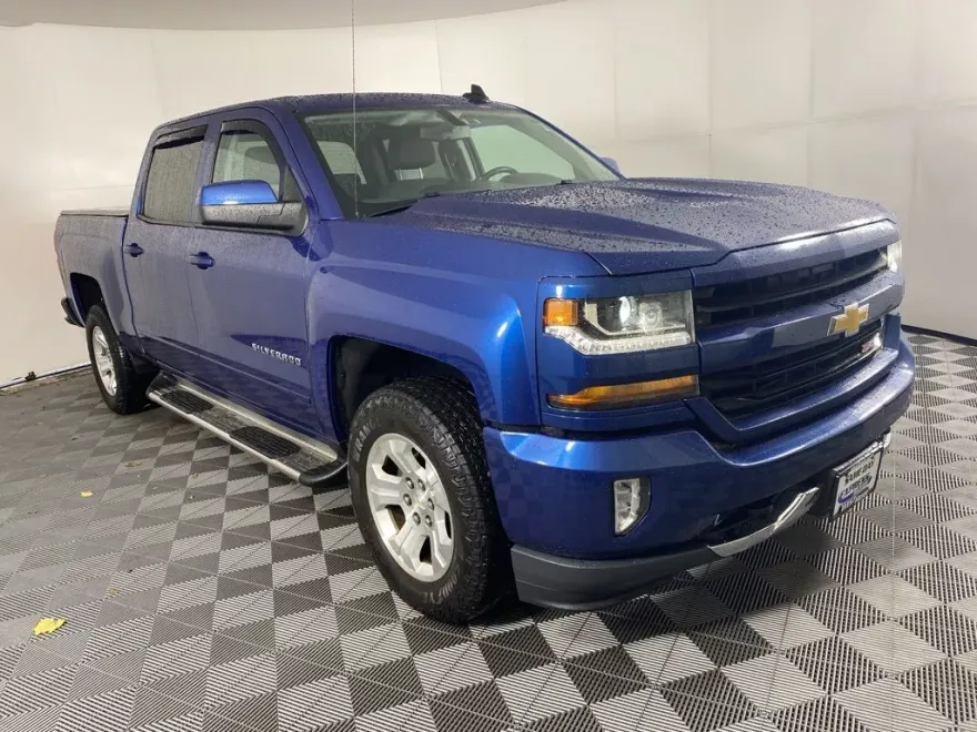 2018 Chevrolet Silverado 1500 LT2 photo 1