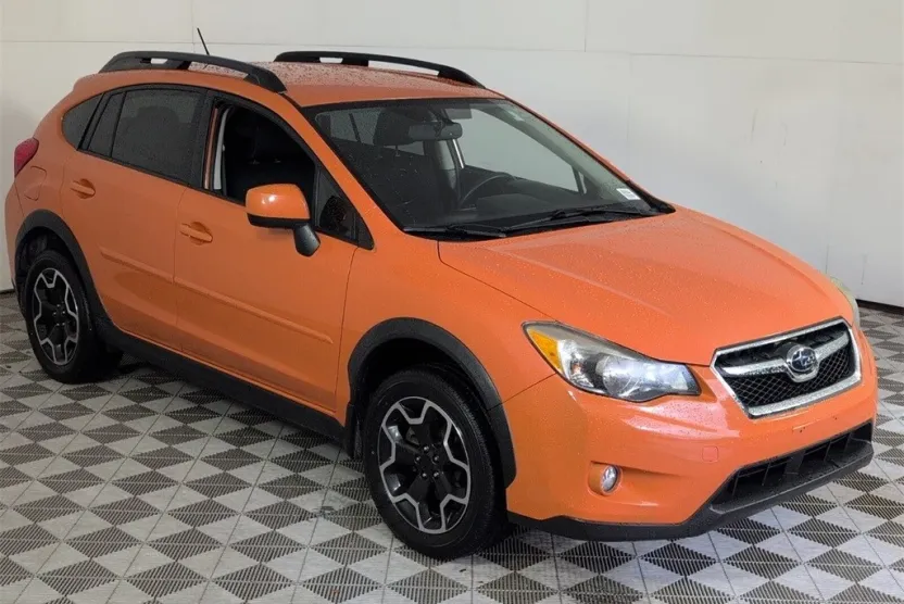 2014 Subaru Crosstrek 2.0i Premium photo 1
