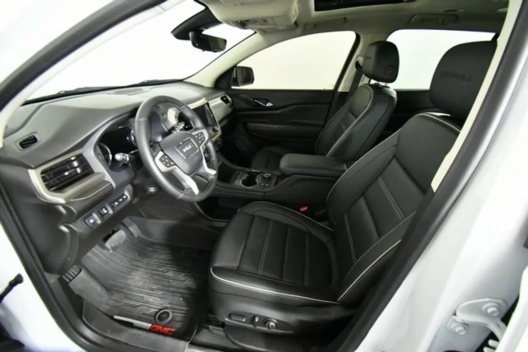 2023 Gmc Acadia Denali photo 1
