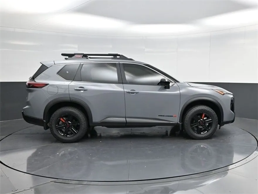 2026 Nissan Rogue SV photo 1
