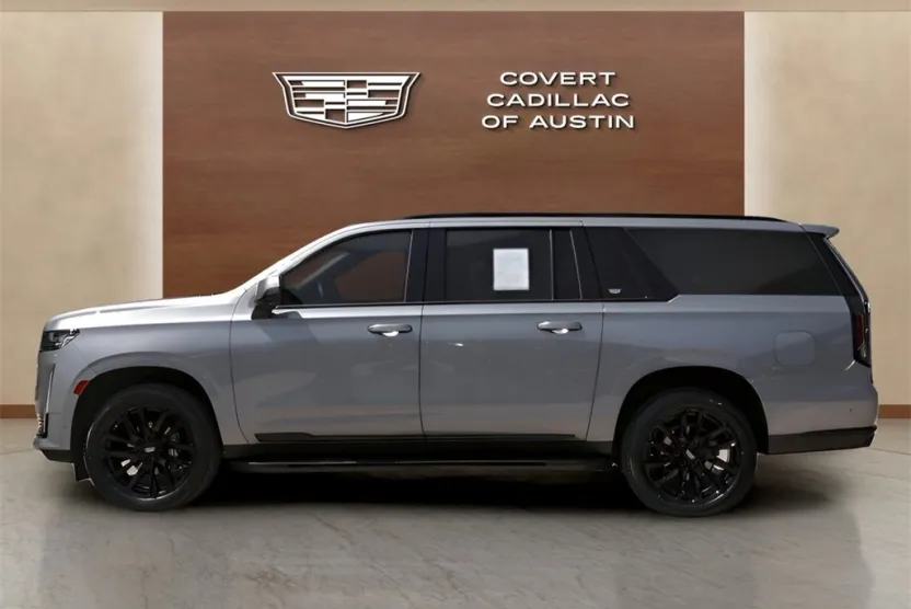 2023 Cadillac Escalade ESV Sport photo 1