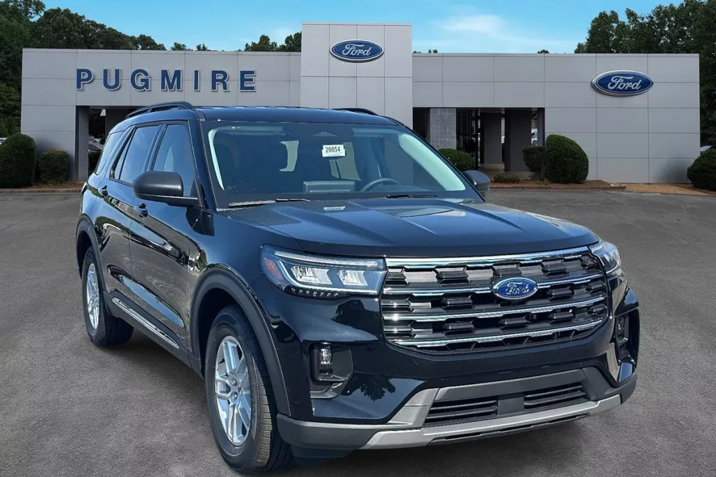 2025 Ford Explorer photo 1