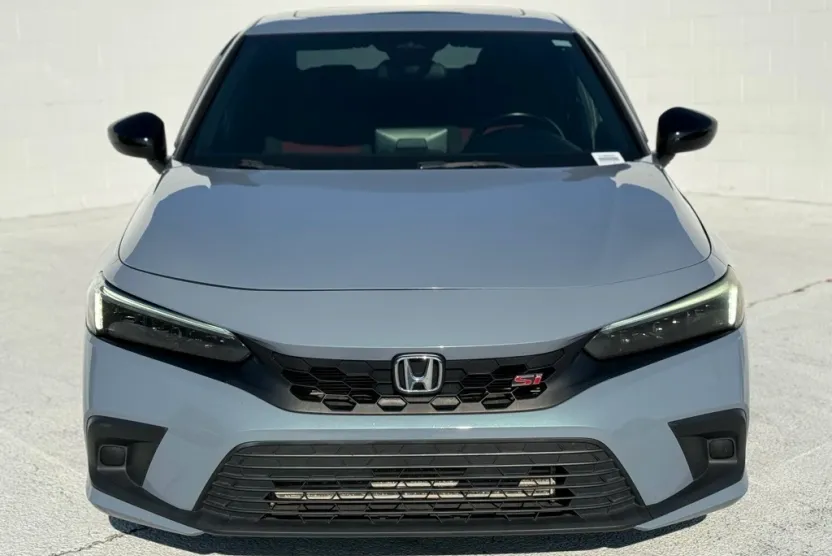 2022 Honda Civic Si photo 1