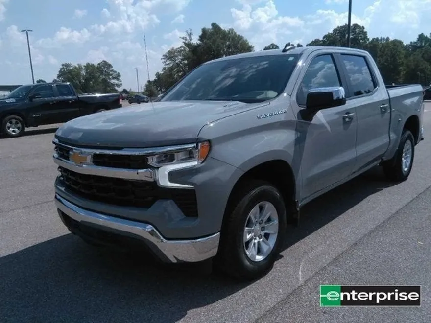 2024 Chevrolet Silverado 1500 LT photo 1