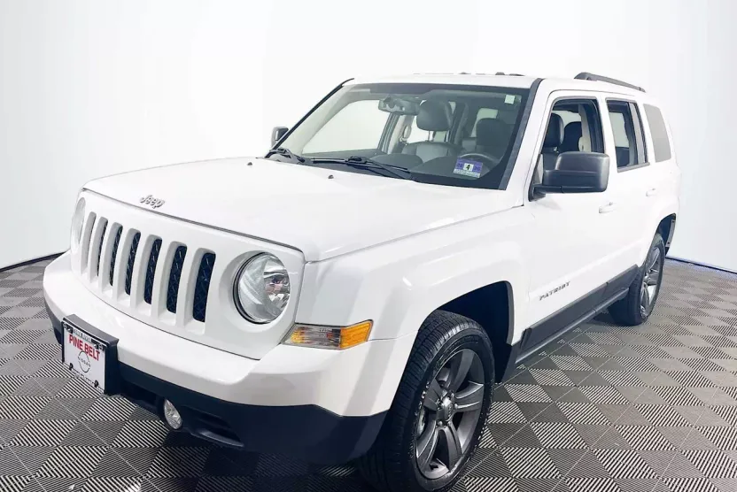 2015 Jeep Patriot High Altitude Altitude Edition photo 1