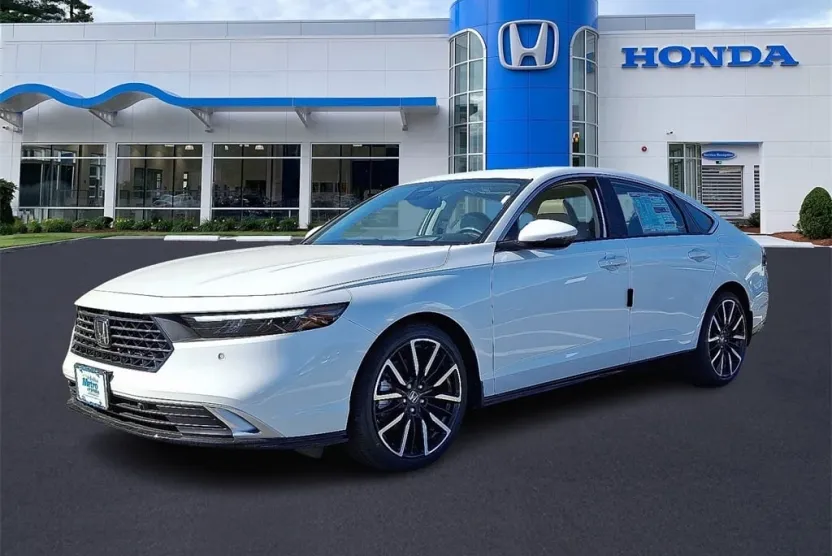 2025 Honda Accord Touring photo 1