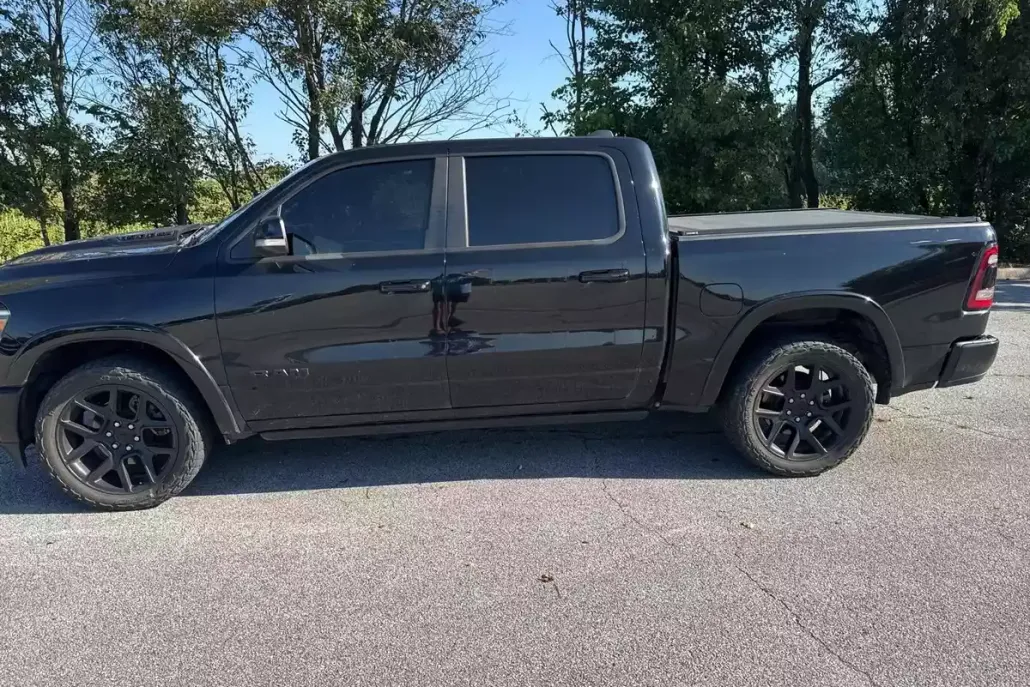 2021 Ram 1500 Laramie photo 1