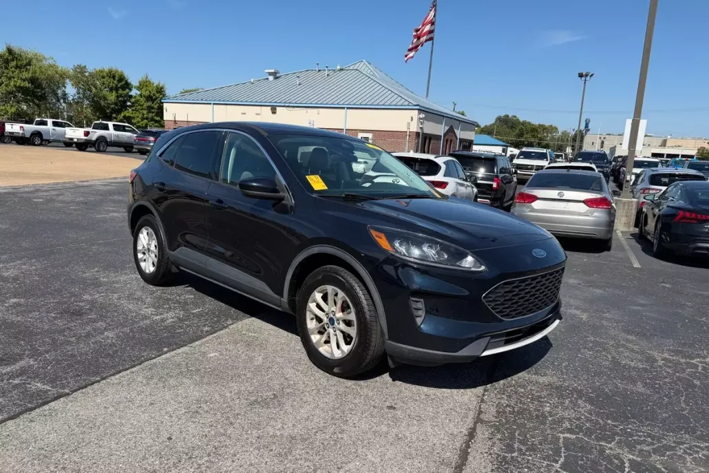 2021 Ford Escape SE photo 1
