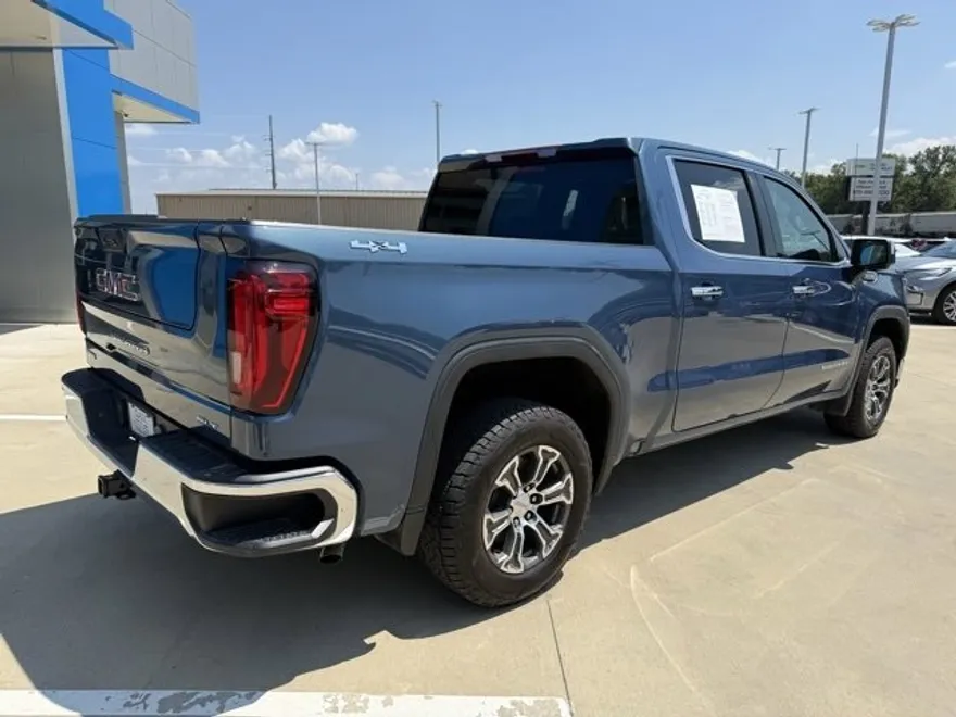 2024 Gmc Sierra 1500 SLT photo 1