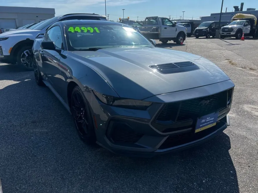 2024 Ford Mustang GT Premium photo 1