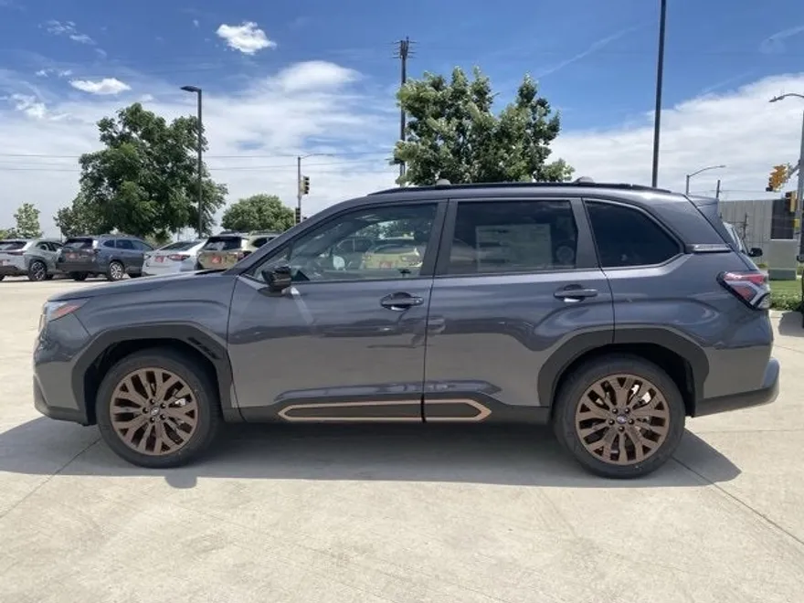 2025 Subaru Forester Sport photo 1
