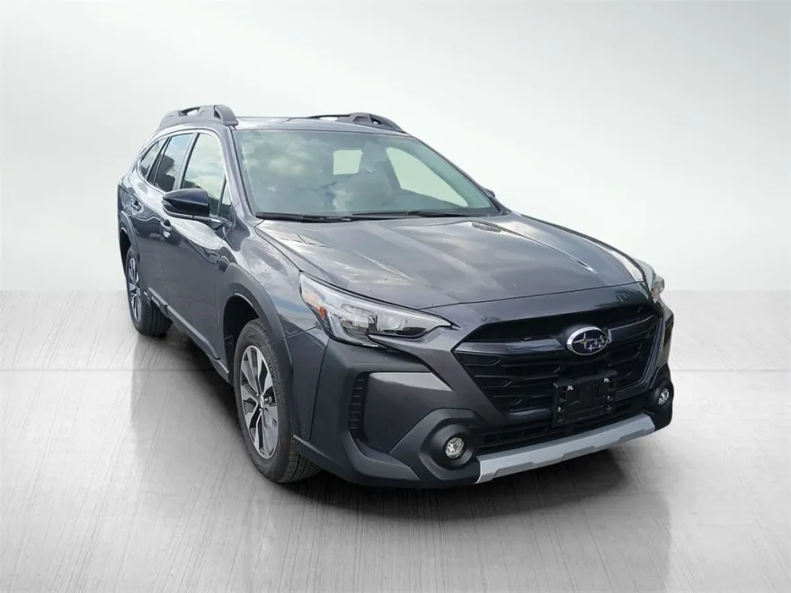 2025 Subaru Outback Limited photo 1