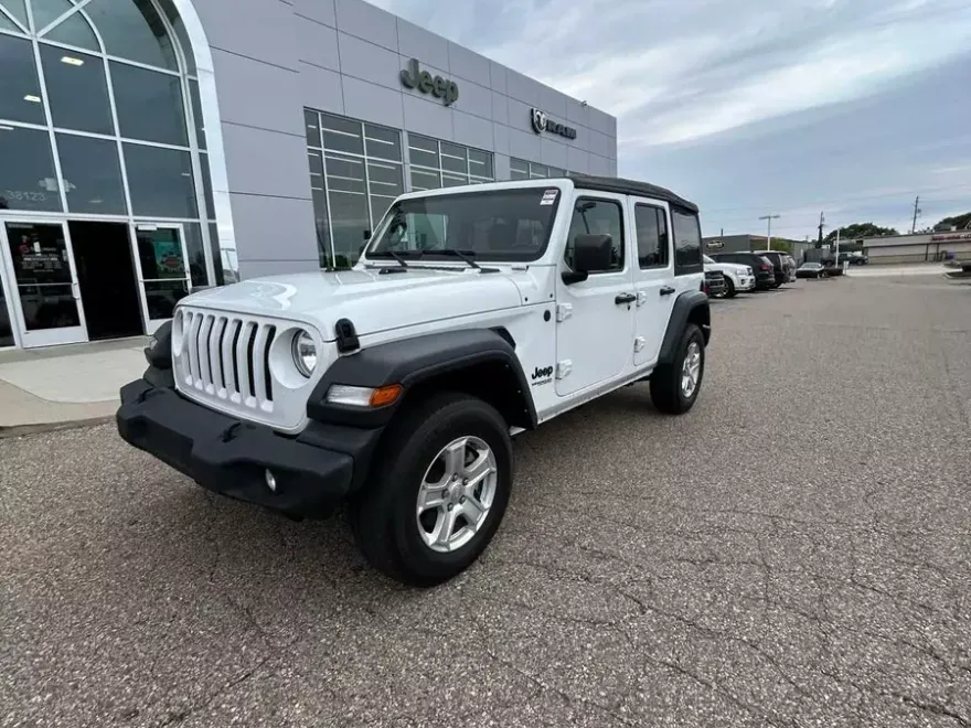 2022 Jeep Wrangler Unlimited Sport S photo 1