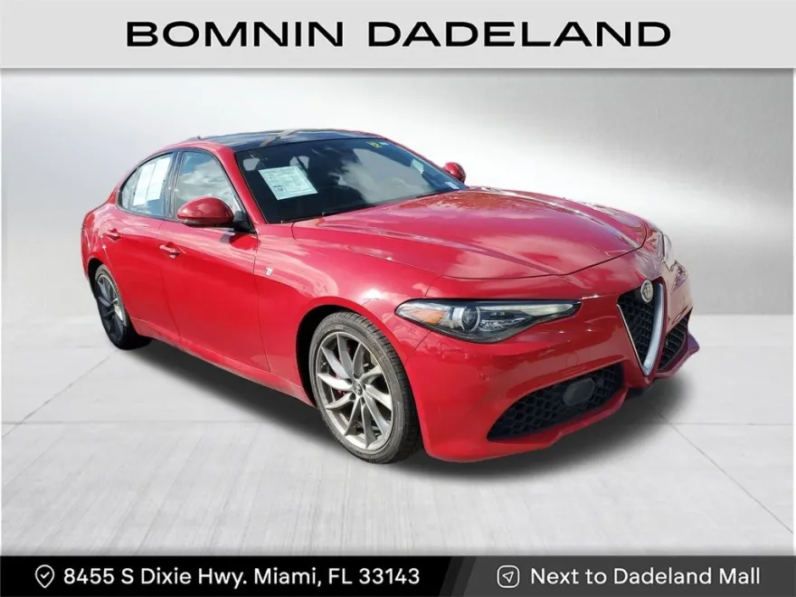 2022 Alfa Romeo Giulia Ti photo 1