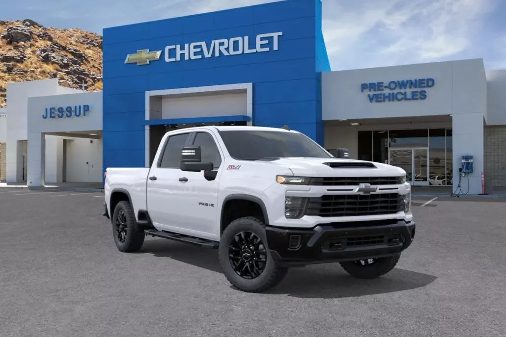 2026 Chevrolet Silverado 2500HD Custom photo 1