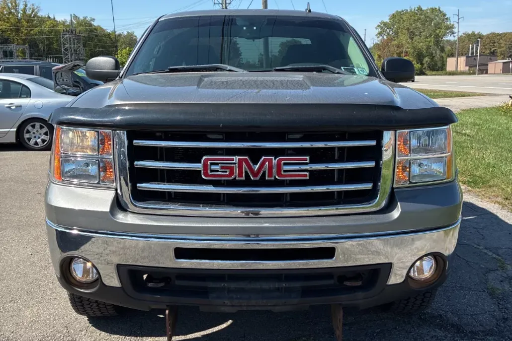 2013 Gmc Sierra 1500 SLE photo 1