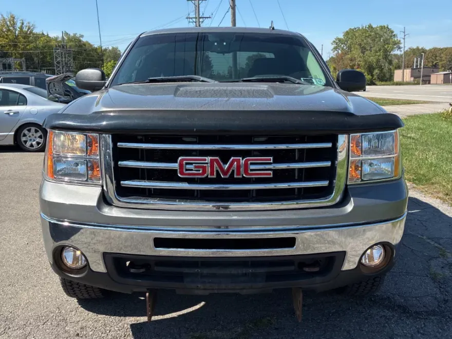 2013 Gmc Sierra 1500 SLE photo 1