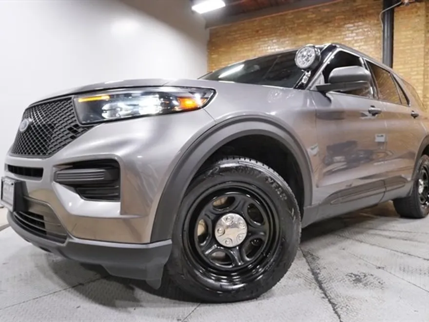 2020 Ford Explorer photo 1