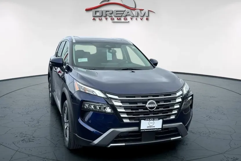2025 Nissan Rogue SL photo 1