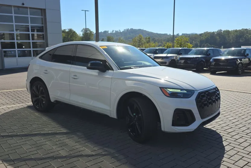 2022 Audi SQ5 Premium Plus photo 1